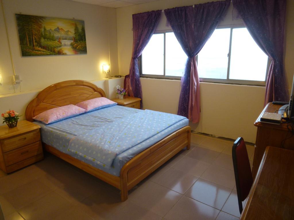 Sun Moon Star Hostel Budai Exterior foto