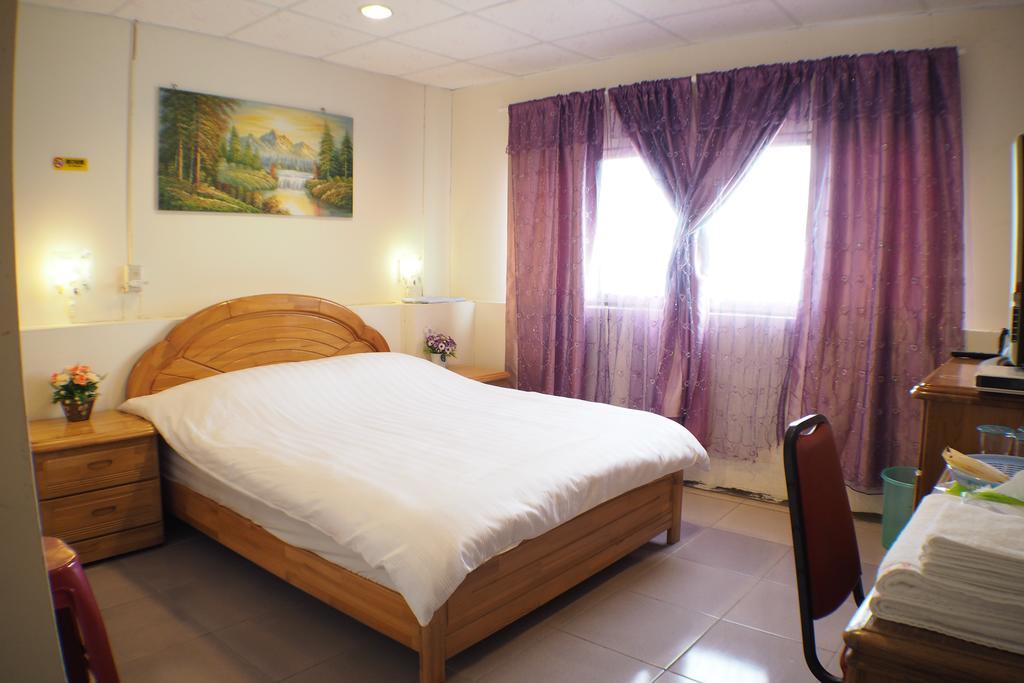 Sun Moon Star Hostel Budai Exterior foto